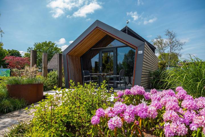 Ferienpark für 2 Personen, mit Balkon/Terrasse und Terrasse sowie Garten in den Niederlande