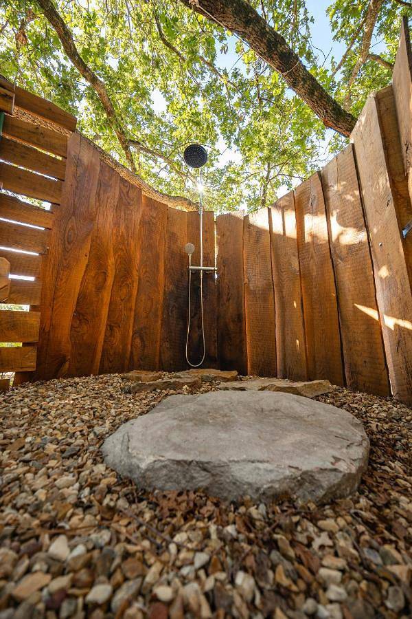 Tente pour 2 personnes, avec Terrasse ainsi que Jardin et Vue dans la Sarthe - 2