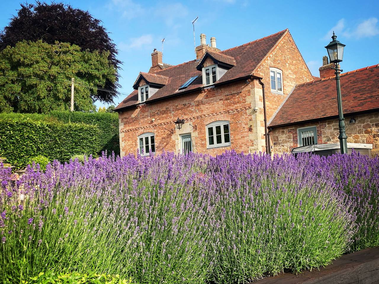 New Elms Farmhouse in Melbourne (Derbyshire), Derbyshire