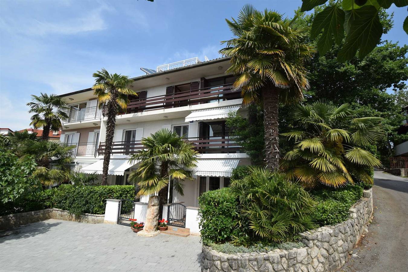 Ganze Wohnung, Ferienwohnung Antonia 2 mit Pool in Milcetici, Krk