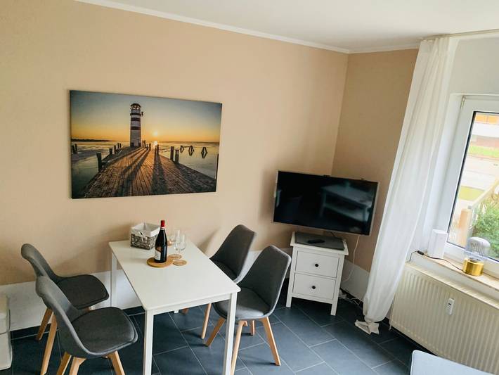 Ganze Wohnung, Wohnung mit eigener Terrasse und Panoramablick in Westeraccumersiel, Dornum