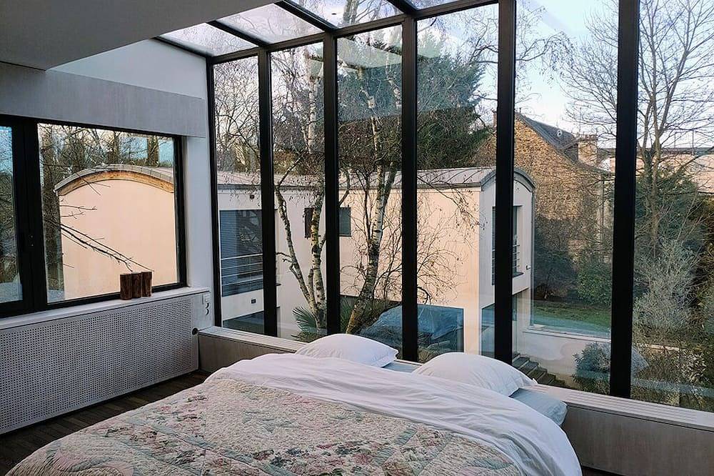 Magnifique Villa sur les Bords de Marne Tout Près de Paris in Le Perreux-sur-Marne, Valle del Marne