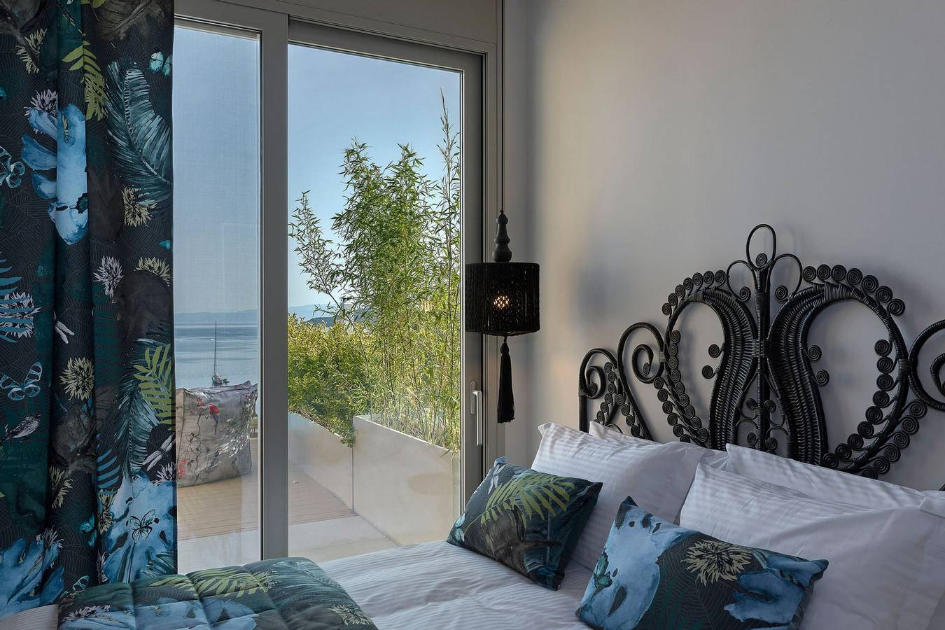 Super Luxury Skiathos Villa | Five-Bedroom Villa | Private Infinity Pool & Astounding Sea Views | Skiathos Town in Sporaden