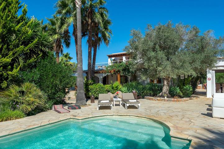 Villa Can Colomaret Carmen in Sant Carles de Peralta, Santa Eulària des Riu