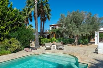 Villa in Santa Eulària des Riu, Ibiza Osten für 10 