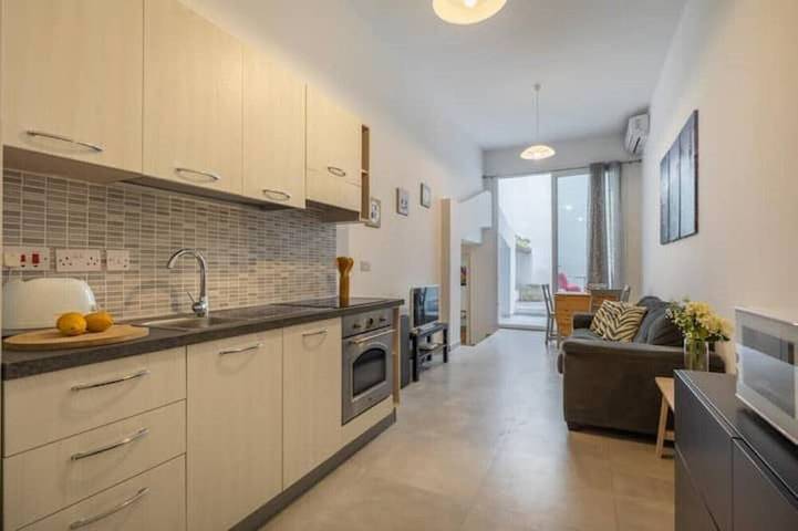Location de vacances pour 3 personnes, avec terrasse à Malte