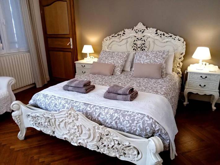 Chambre d’hôte pour 2 personnes, avec vue à Exideuil