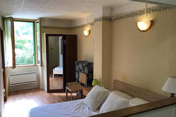 Gîte pour 3 personnes, animaux acceptés dans Bains Du Couloubret - 3