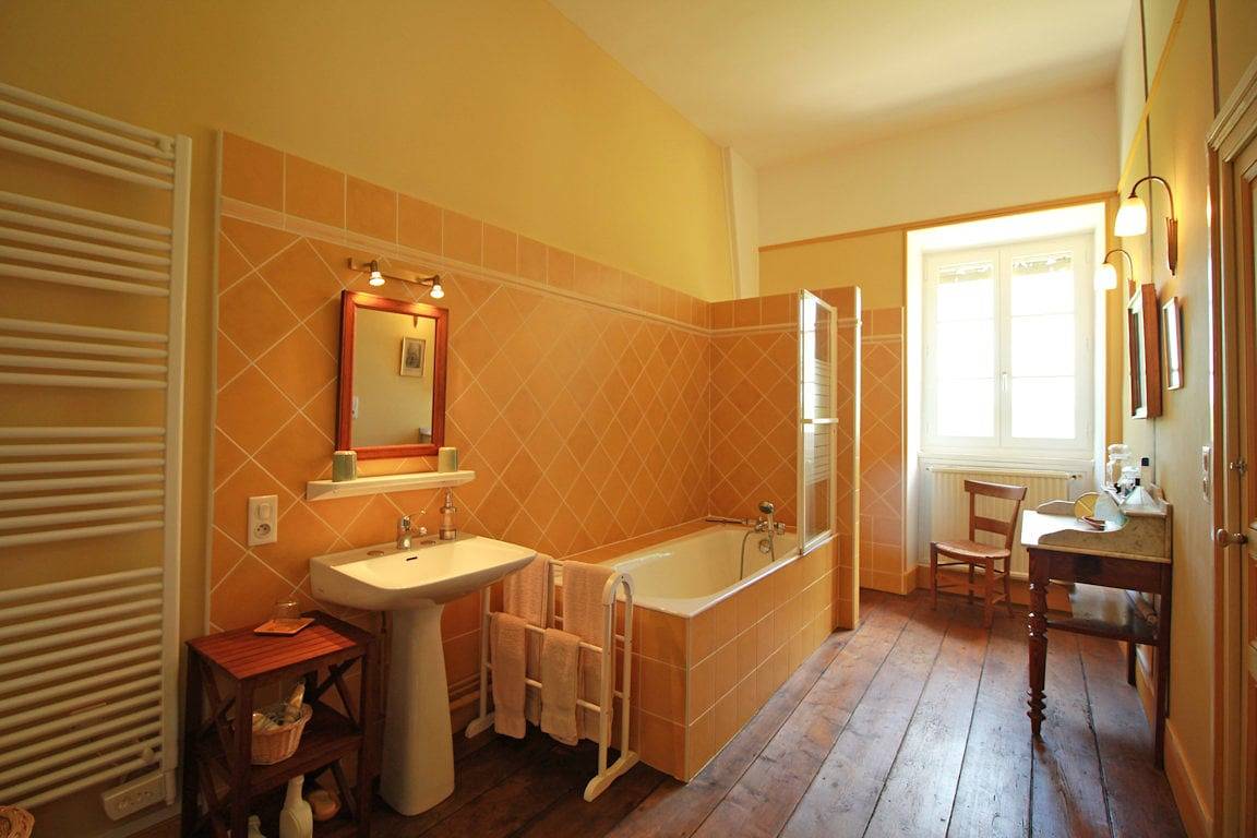 Chambres et table d'hôtes de charme Le Masbareau - La chambre de tante Chantal in Royères, Région de Limoges