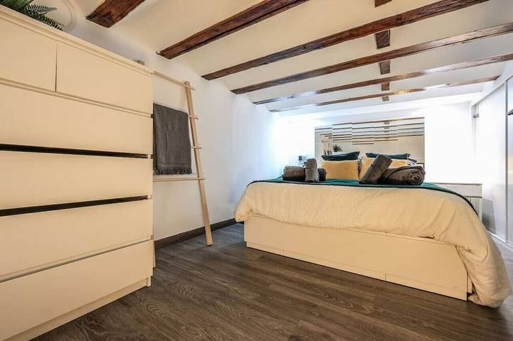 Ganze Wohnung, Cozy & Discreet apartment in Madrid in Centro (Madrid), Madrid