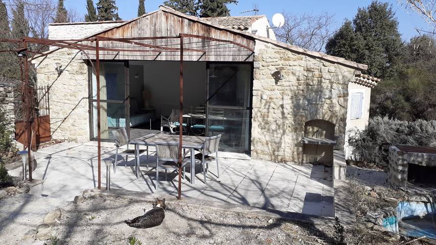 Gîte pour 4 personnes, avec jardin et terrasse à Valréas - 4