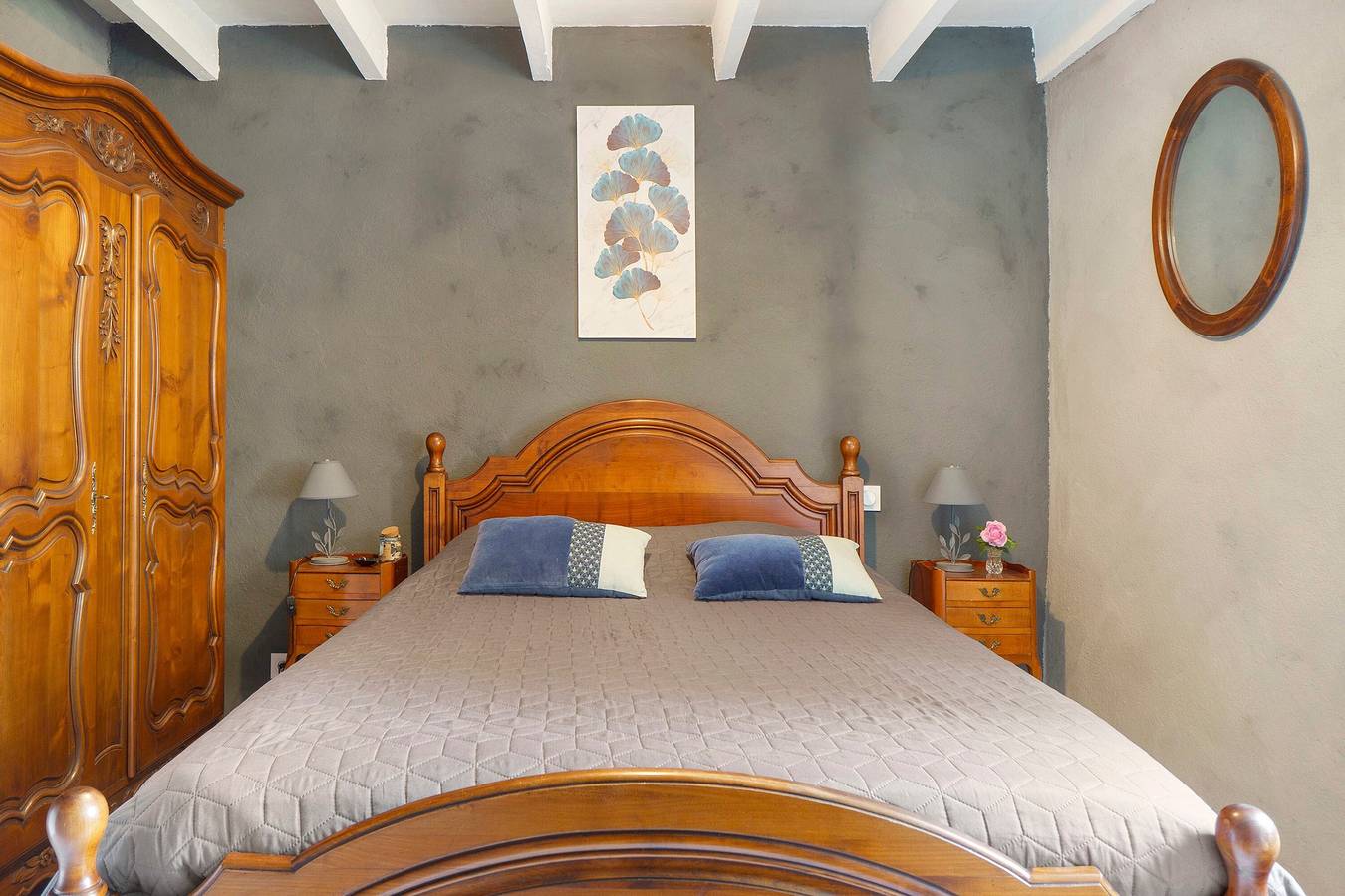 Chambre d’hôtes « Chataignier avec piscine » : vue montagne, piscine partagée, Wi-Fi in Saint-Sylvestre (Rhône-Alps), Région de Tournon-sur-Rhône