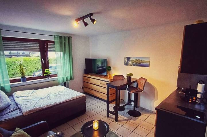 Ferienwohnung für 2 Personen, mit Garten in Schweich an der Römischen Weinstraße