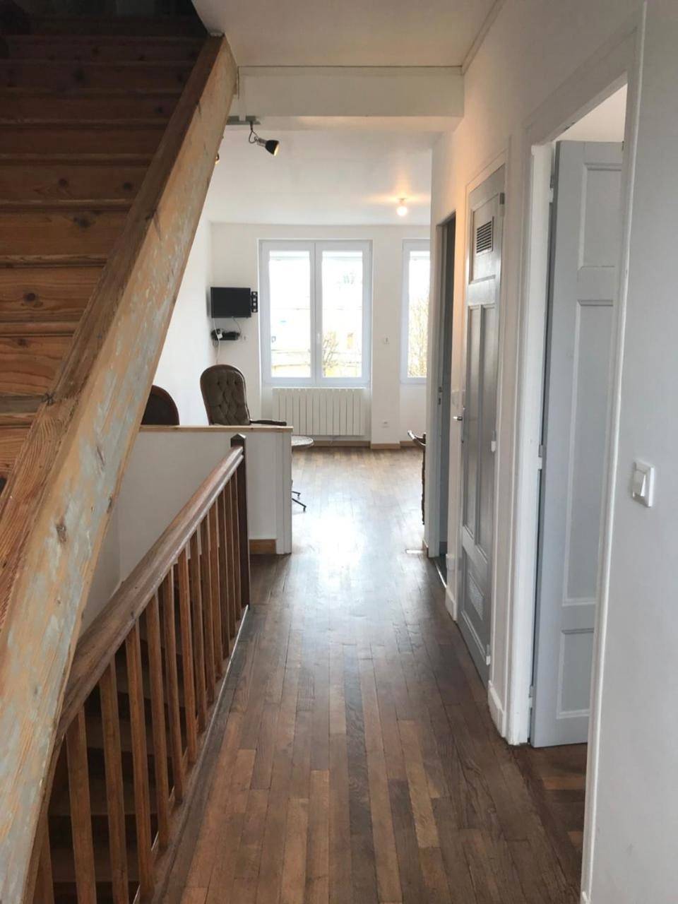 Appartement entier, Apartment in Bairon-et-ses-Environs, Ardennes