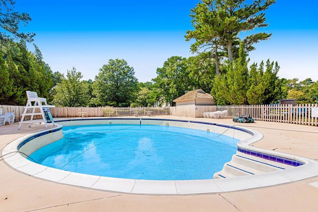 Ganze Wohnung, Second-Floor Sea Colony Condo with Wifi & Shared Pools and Hot Tub in Sea Colony, Middlesex Beach