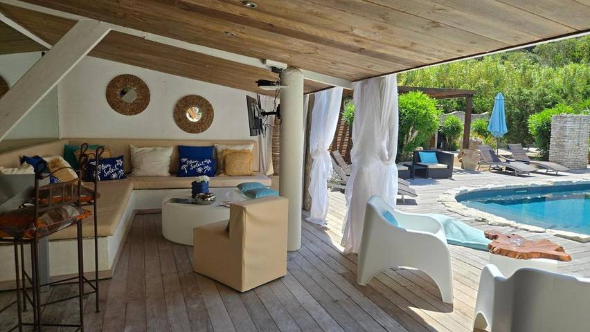 Chambre d’hôte pour 2 personnes, avec Terrasse et Jardin ainsi que Piscine et Vue en Corse-du-Sud - 2