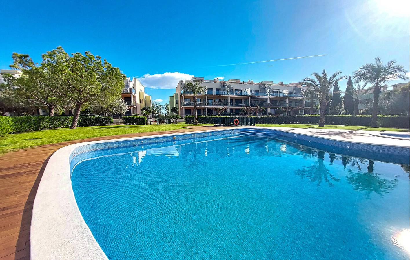 Apartamento vacacional entero, Apartamento de lujo con piscina, WiFi y aparcamiento - Cerca del restaurante mirArte in Panoramica Golf (Vinaros), San Jorge