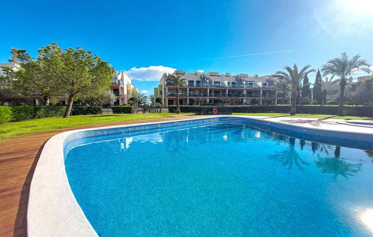 Apartamento vacacional entero, Apartamento de lujo con piscina, WiFi y aparcamiento - Cerca del restaurante mirArte in Panoramica Golf (Vinaros), San Jorge