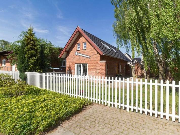 Ferienhaus für 8 Personen, mit Terrasse und Garten, mit Haustier in Kühlungsborn