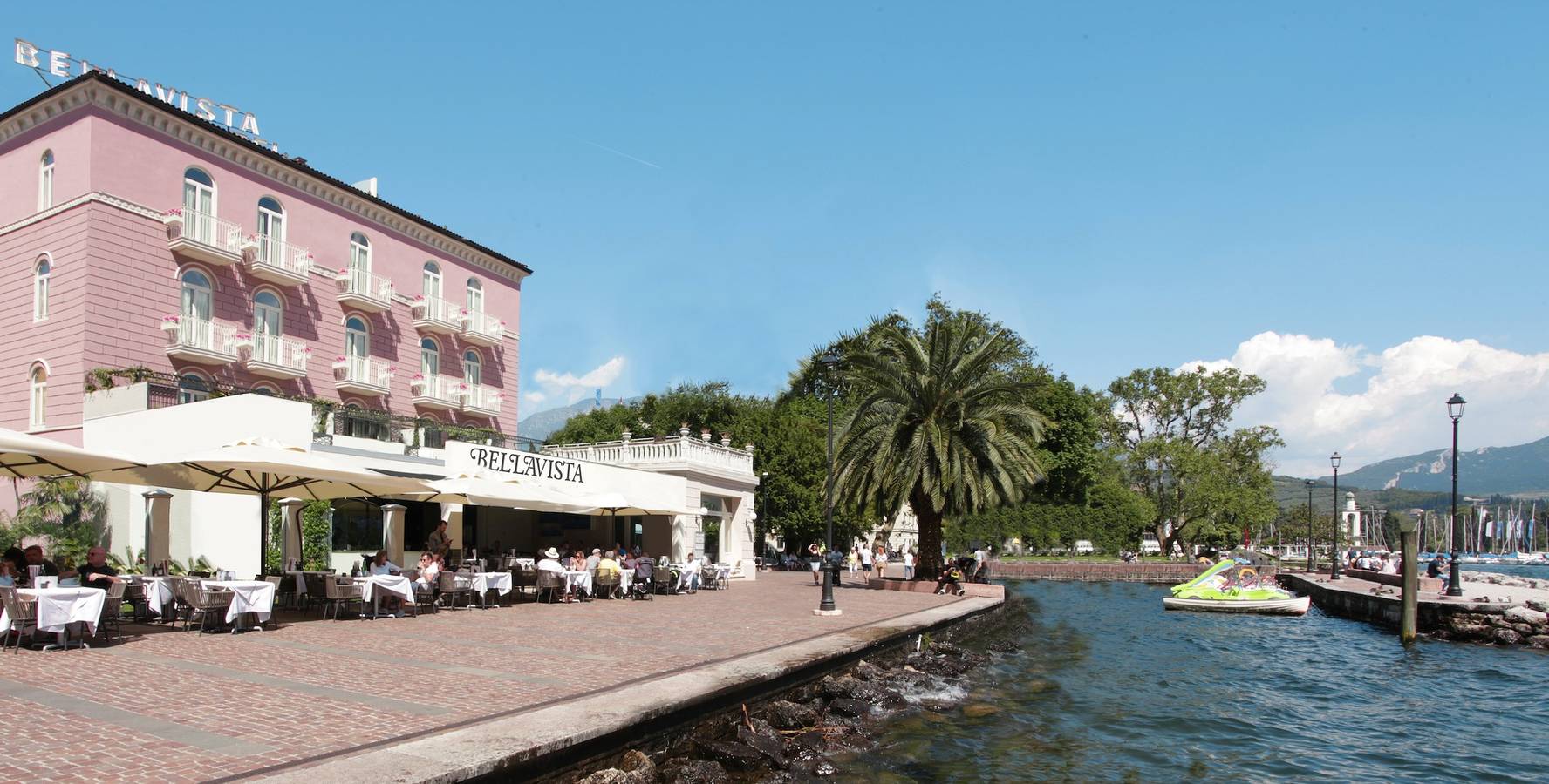 Cały apartament, Classic Studio Apartment (20 m²) City View, Wi-Fi, Air Conditioning in Riva del Garda, Góry Garda