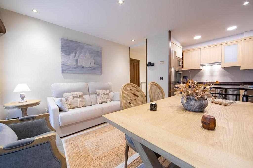 Apartamento entero, Apartment in Luanco, Gozón