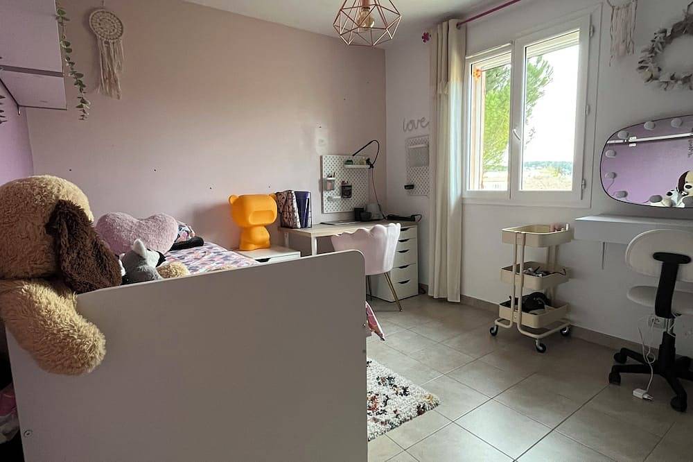 🌿 Luxury family villa with swimming pool in a Provencal setting. in Gardanne, Costa mediterránea (Francia)