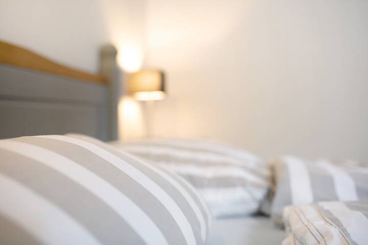 Entire studio, Holiday Apartment '4 - Weide' with Shared Terrace and Wi-Fi in Wietstock, Ludwigsfelde