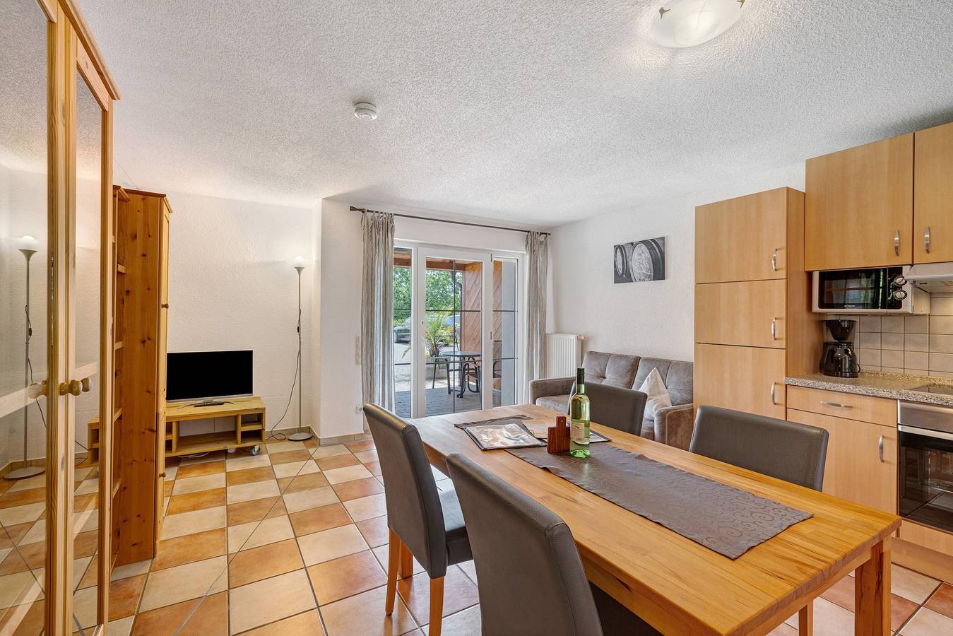 Entire apartment, Apartment 'Haus 4' with Lake View, Shared Terrace and Wi-Fi in Meersburg, Region Bodensee-Oberschwaben
