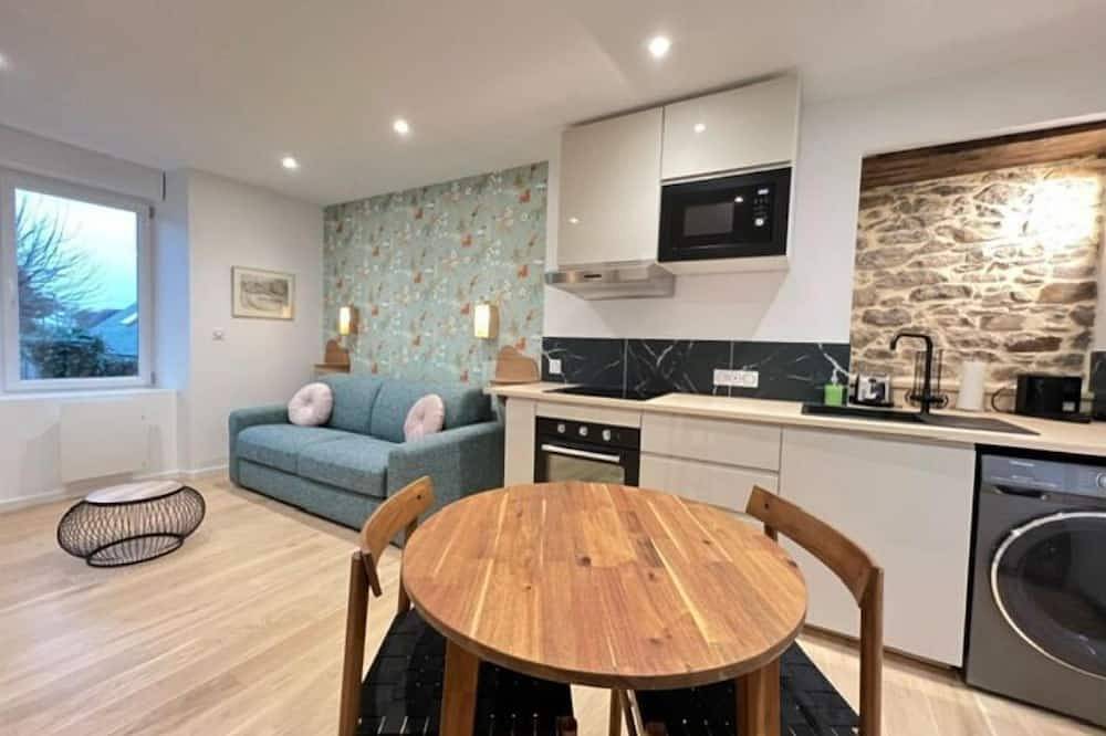 Apartamento entero, Studio Cocooning au Centre Bourg de Lannilis in Lannilis, Región de Brest