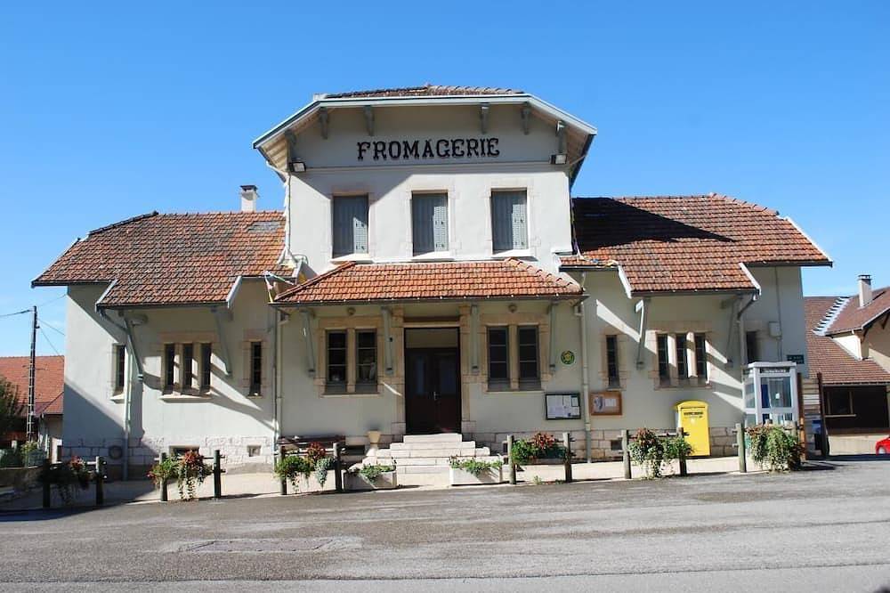 De la Fromagerie - Plateau D'hauteville in Cormaranche-en-Bugey, Belley