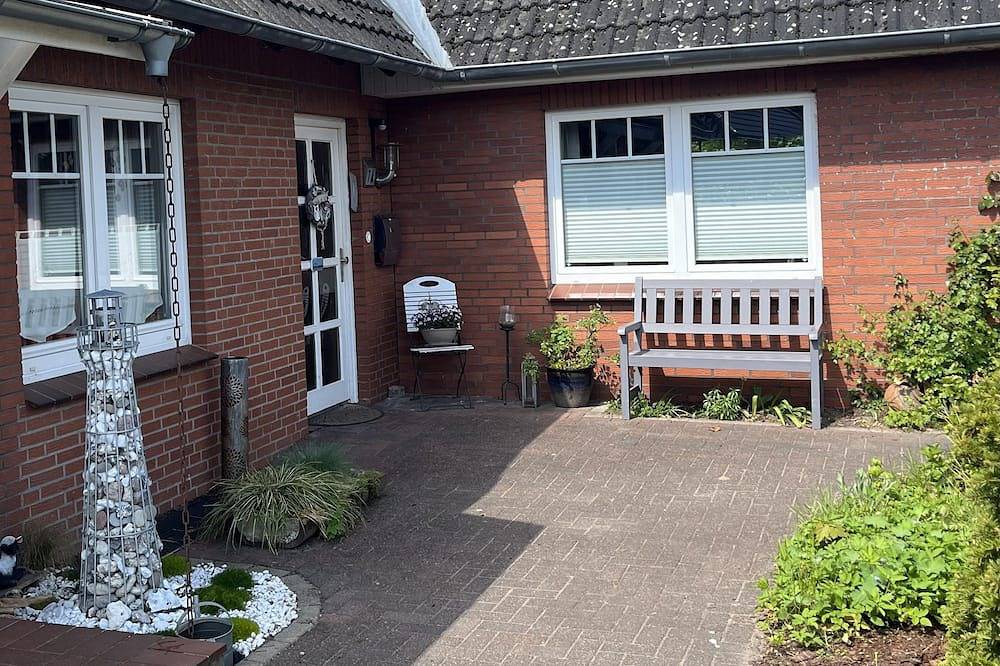 Ganze Wohnung, Nord-Ostsee-Nest: Fewo mit Sonnenterrasse und Wallbox - Nord-Ostsee-Nest in Tarp, Grünes Binnenland