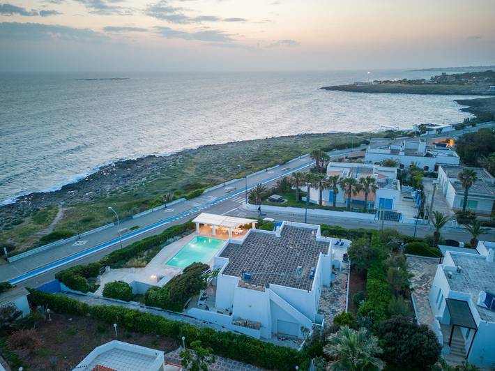 Casa vacanza per 8 persone, con terrazza e panorama a Torre Suda