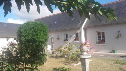 Chambre d’hôte pour 6 personnes, avec jardin, animaux acceptés à Civray-de-Touraine