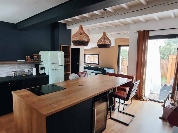 Location de vacances pour 6 personnes, avec jardin et terrasse, animaux acceptés dans Saint-Cyprien-Plage - 3