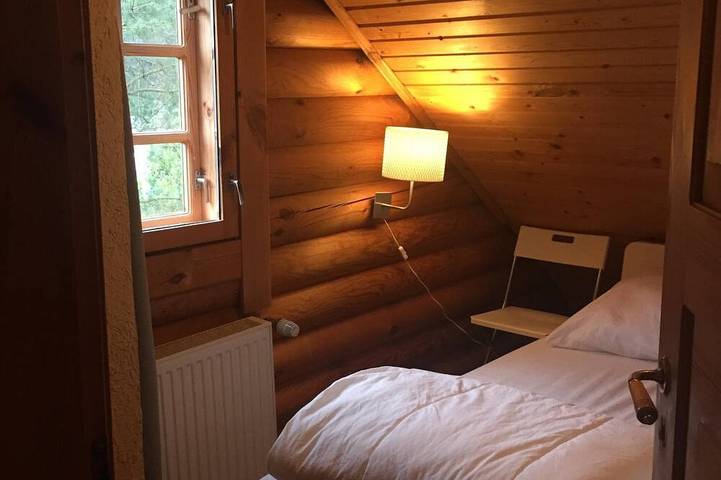 Ferienhaus für 8 Personen, mit Balkon/Terrasse und Terrasse sowie Garten und Pool in Wiefelstede - 3
