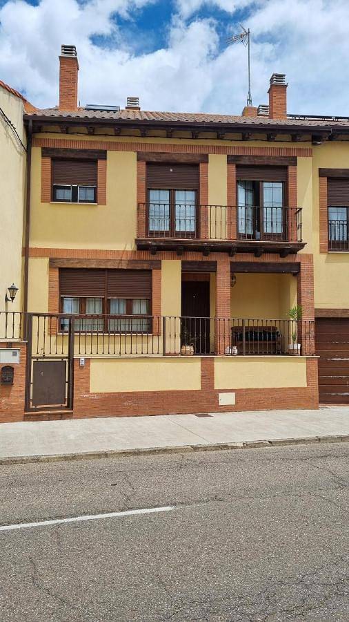 Casa de vacaciones para 15 personas, con jardín y terraza, Se admiten mascotas - 1