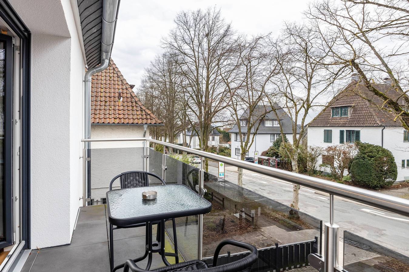 Ganze Wohnung, Fewobyhd 1. Stock - 55qm mit 2 Schlafzimmern & Wallbox in Bad Salzuflen, Kreis Lippe