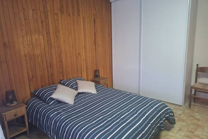 Gîte pour 7 personnes, animaux acceptés à La Salle-en-Beaumont - 2