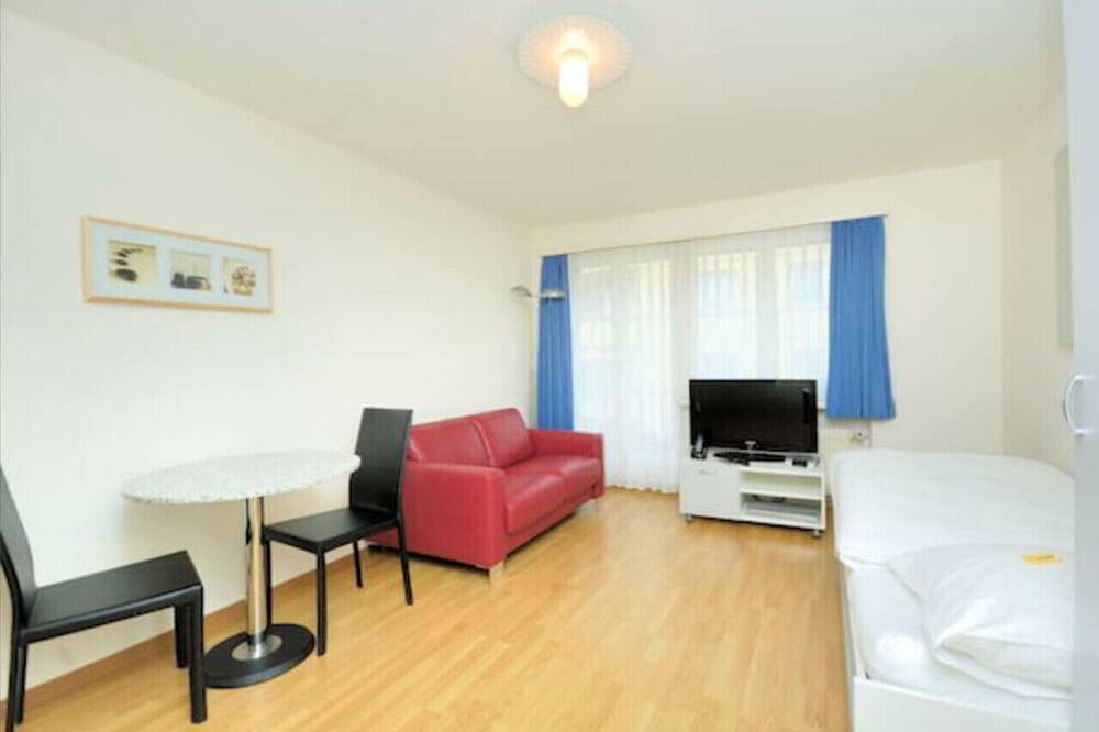 Geheel appartement, Central Studio - Crown 28 in Zürich, Zürich (district)