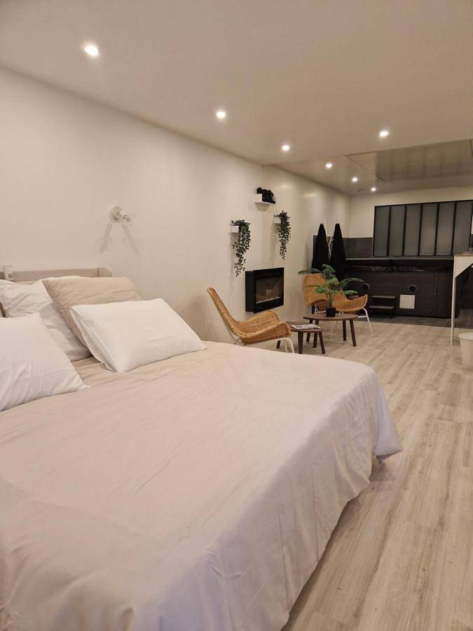 Chambre d’hôte pour 2 personnes, avec Jacuzzi