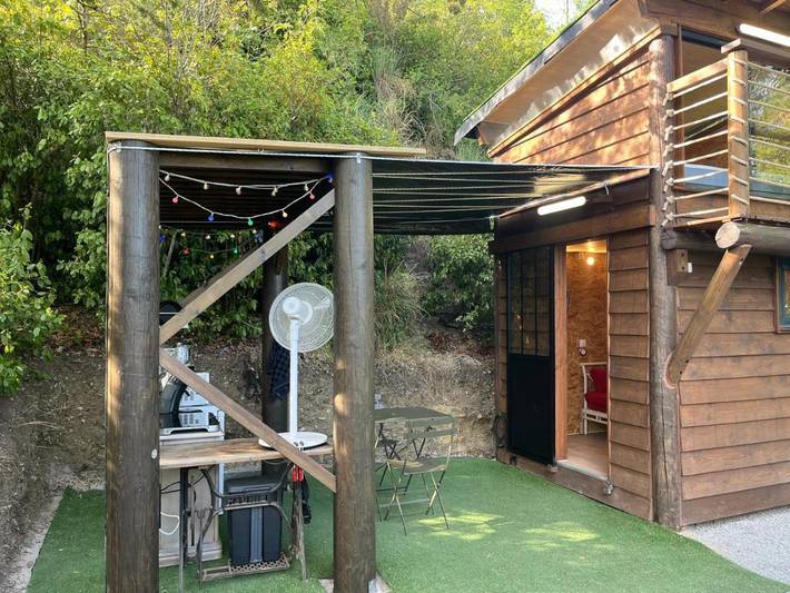 Tente pour 4 personnes, avec jacuzzi et jardin dans Auvergne-Rhône-Alpes - 4