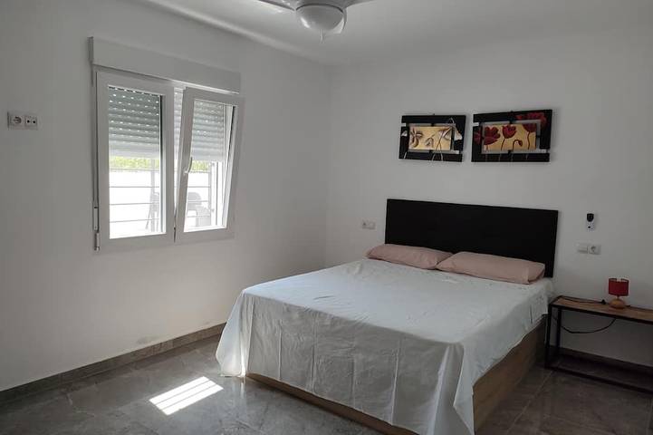 Casa con piscina privada, climatizada y barbacoa 15 km de Alicante,Elche y playa in Alicante, Costa Blanca