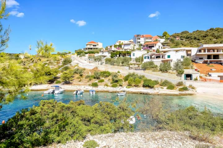 Casa de tres habitaciones con terraza y vista al mar Kanica, Rogoznica K-24746 in Kanica, Razanj