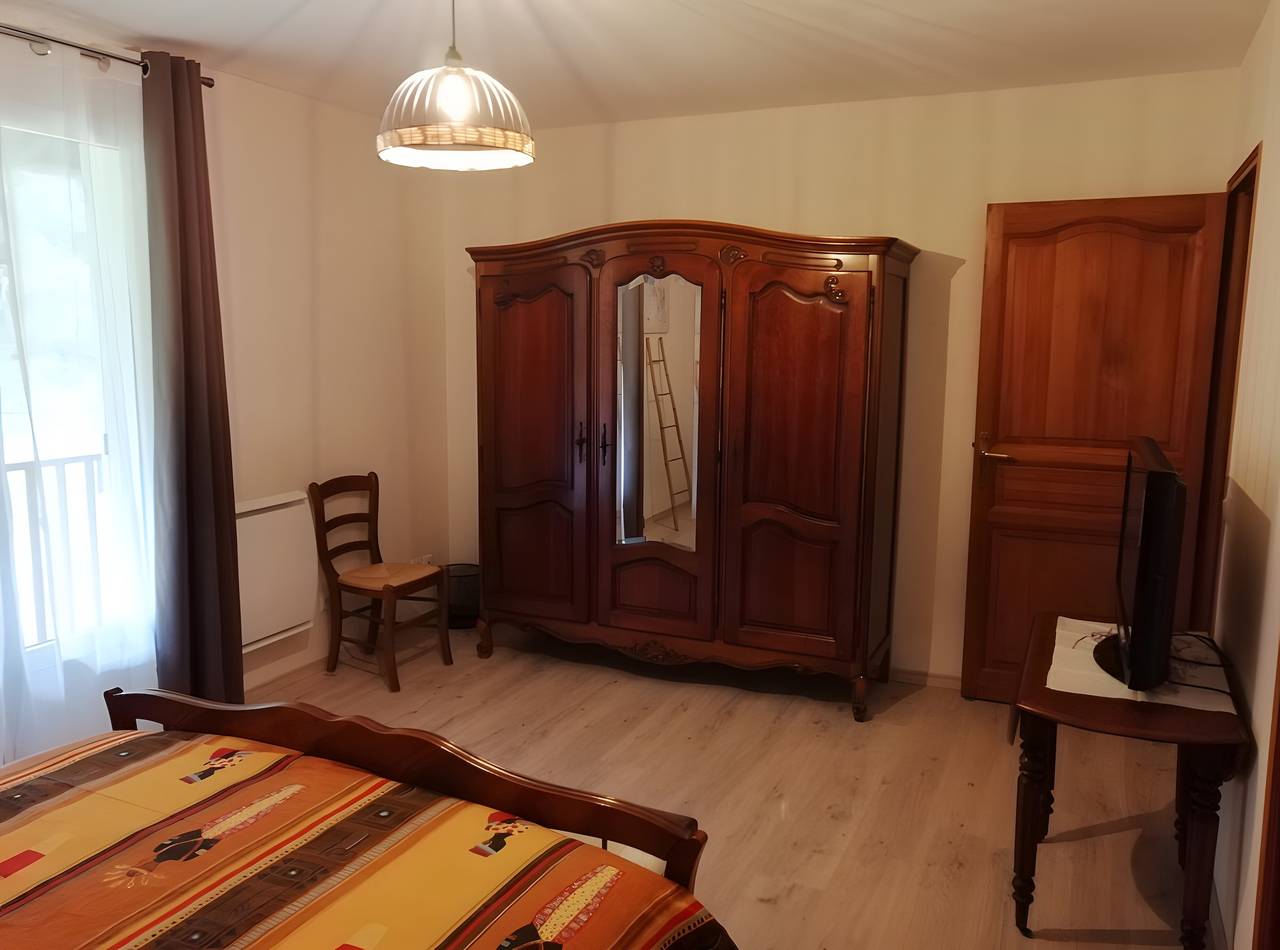 Habitación con bañera, vistas a la montaña y Wi-Fi incluido in Banat, Tarascon-sur-Ariège