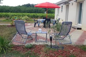 Gîte pour 6 personnes, avec jardin et jacuzzi à Lesparre-Médoc