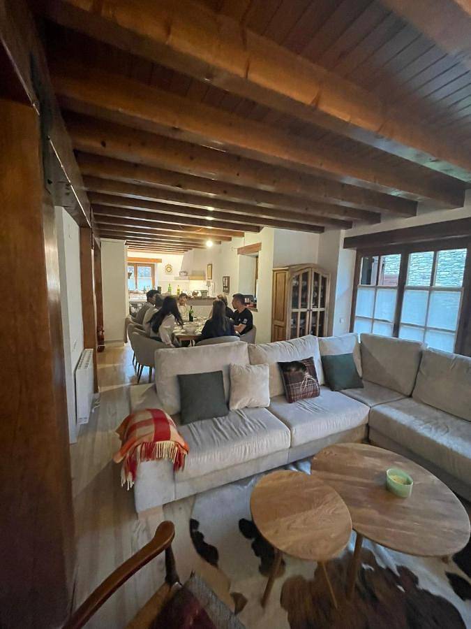 Gîte pour 7 personnes, avec jardin ainsi que balcon et vue dans Arties - 4