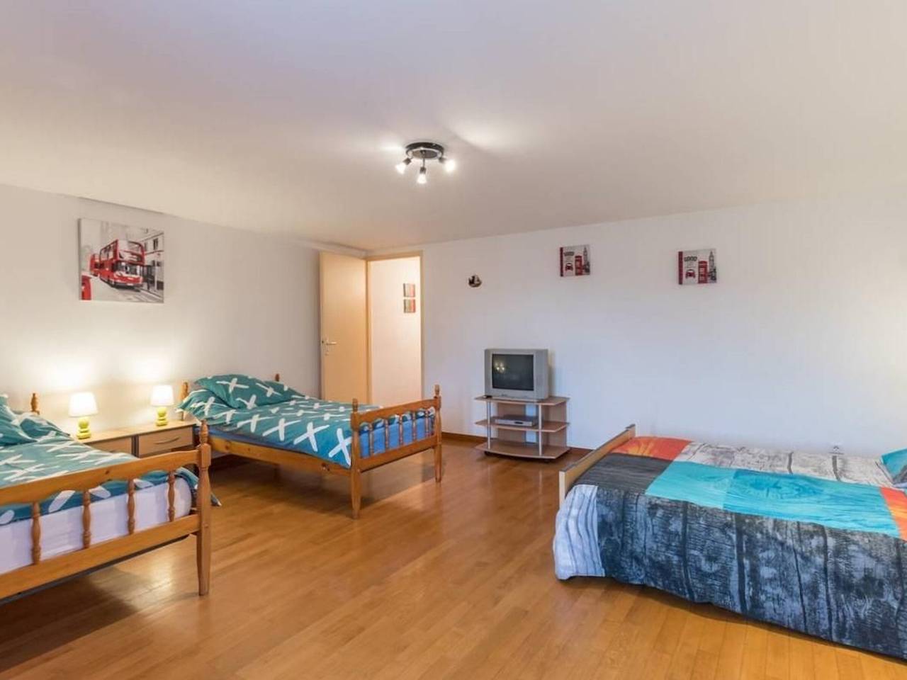 Renovated old house with pool in Brotte-lès-Ray in Dampierre-sur-Salon, Haute-Saône