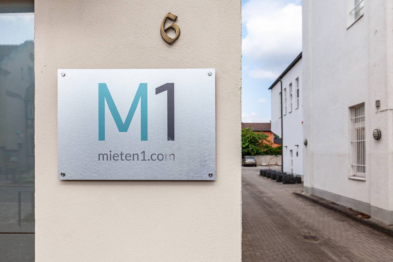 Ganzes Studio, Studio-Apartment 'Möbliertes Radebeul' mit Balkon und Wlan in Radebeul, Meißen Region