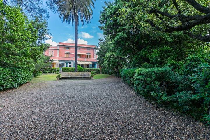 Villa für 6 Personen, mit Garten