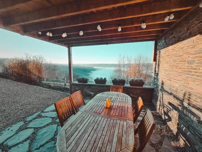 Location de vacances pour 8 personnes, avec jardin ainsi que sauna et vue à Rochehaut - 3